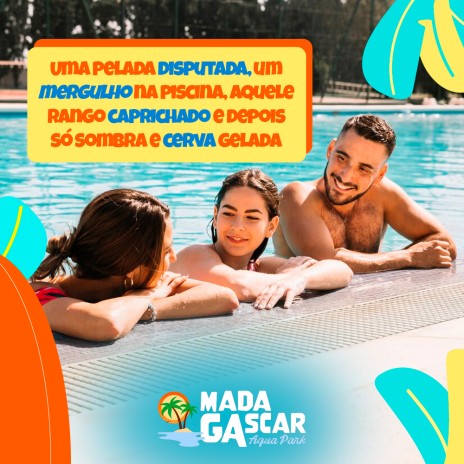 Uma pelada disputada, um mergulho na piscina, aquele rango caprichado e depois só sombra e cerva gelada