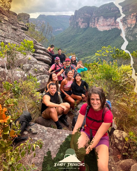 Somente foto com logo para 01/10